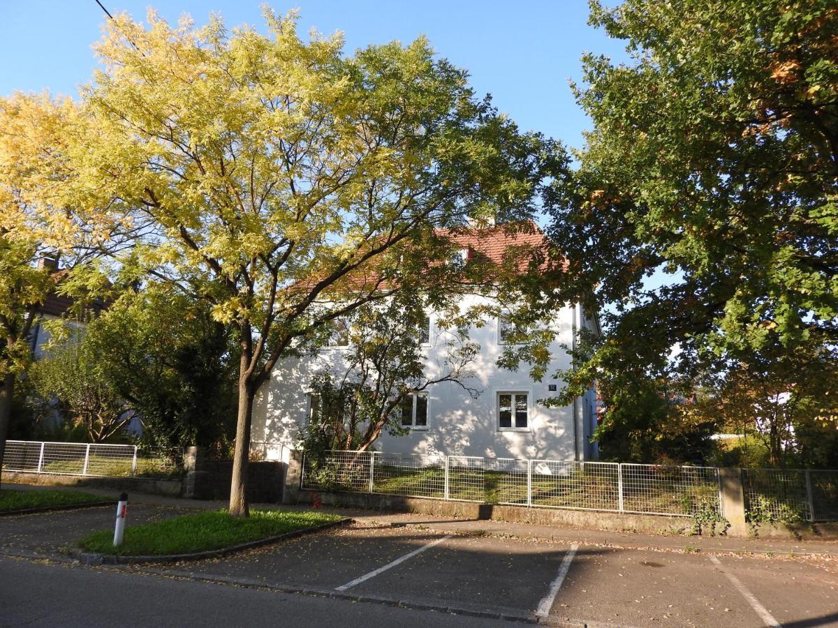 Family Apartment Linz Wohnen Mit Garten Am Fusse Des Poestlingbergs Top Lage Villenviertel Eksteriør bilde
